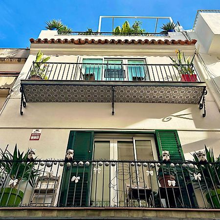 Abbott Apartment - 1 Min From The Beach - 100M2 - Sleeps 8 Sitges Kültér fotó